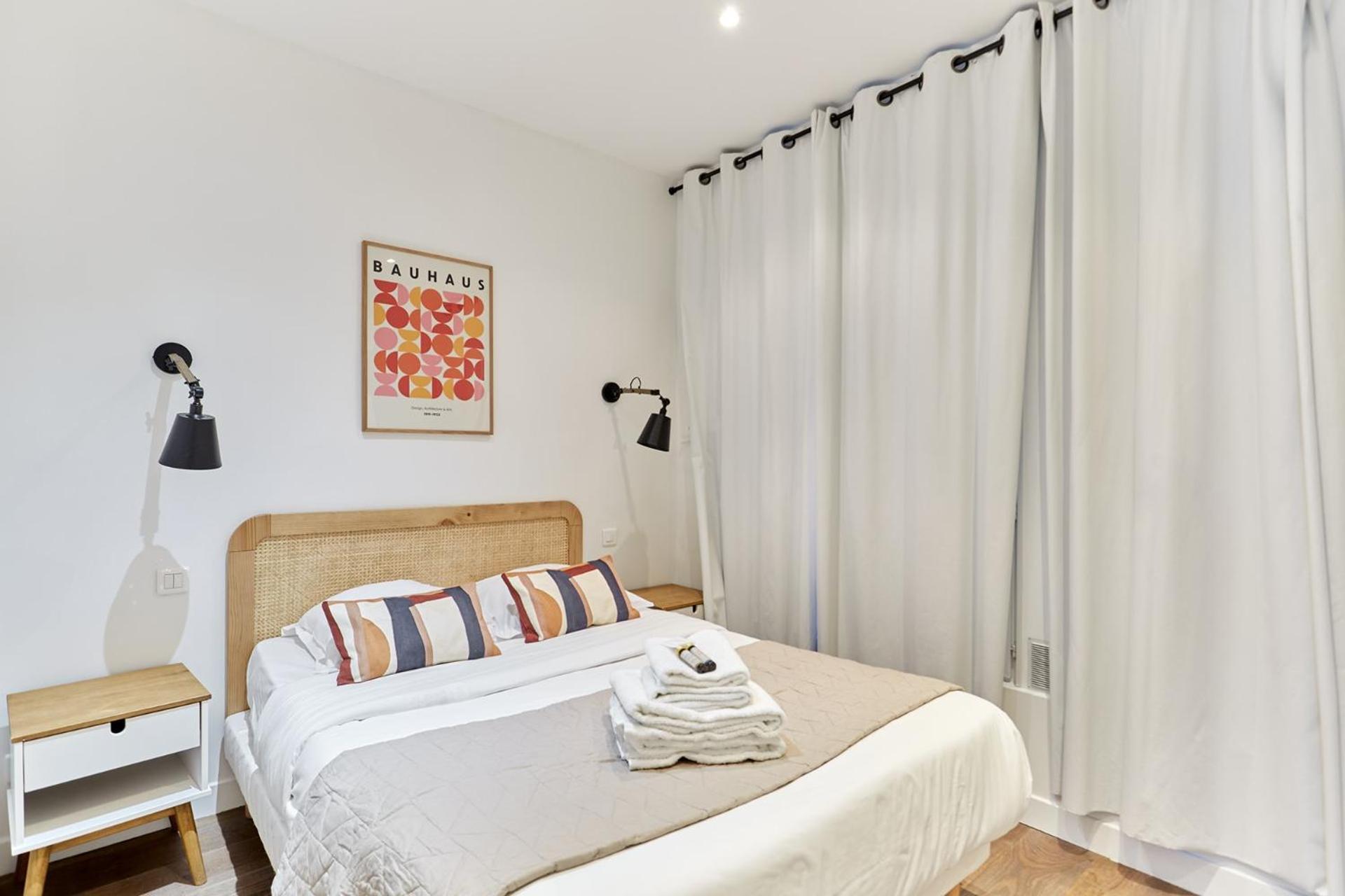 2 Bedrooms Center Of Appartement Paris